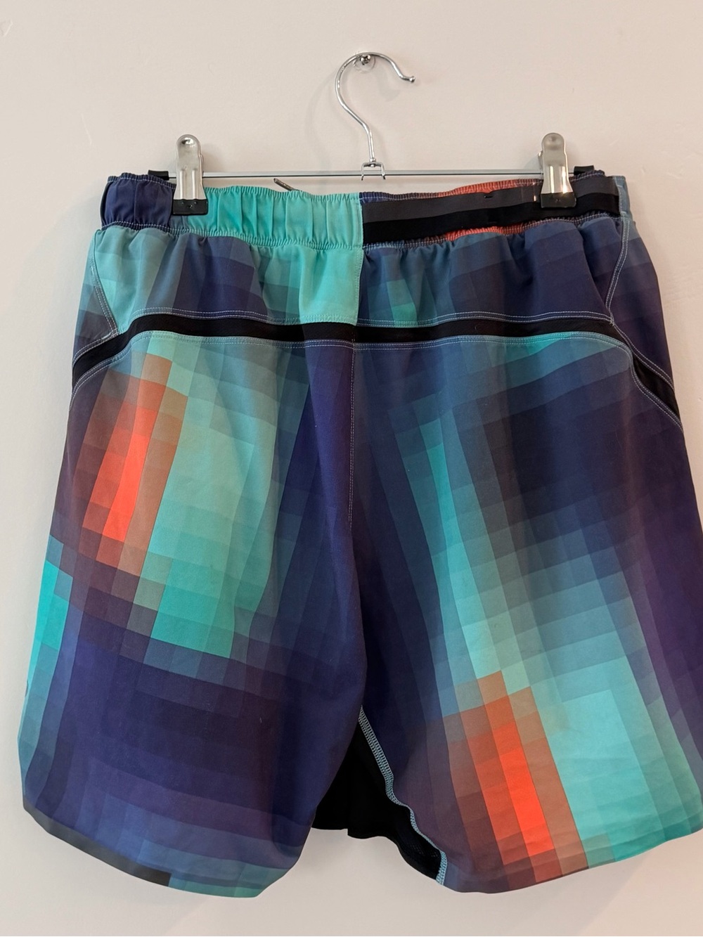 Lululemon Running Shorts Multicolor Pixel Print Rare - Picture 3 of 4